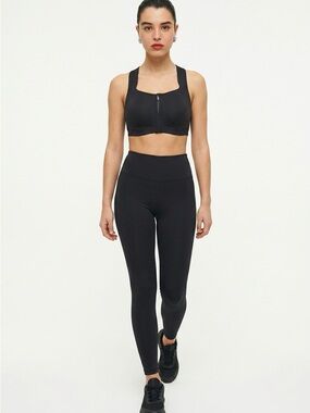 All In Motion Black Zip-Front High Support Wirless Women 38D Durable Sports Bra